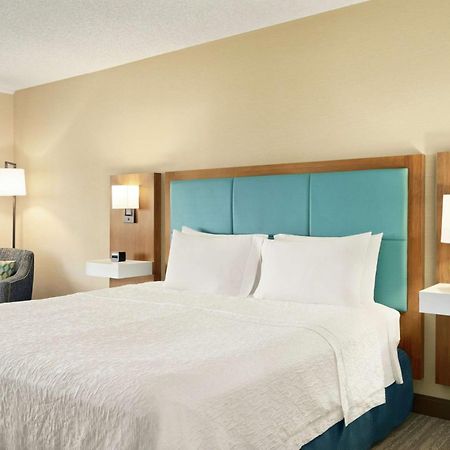 Hampton Inn Portland Airport Екстериор снимка