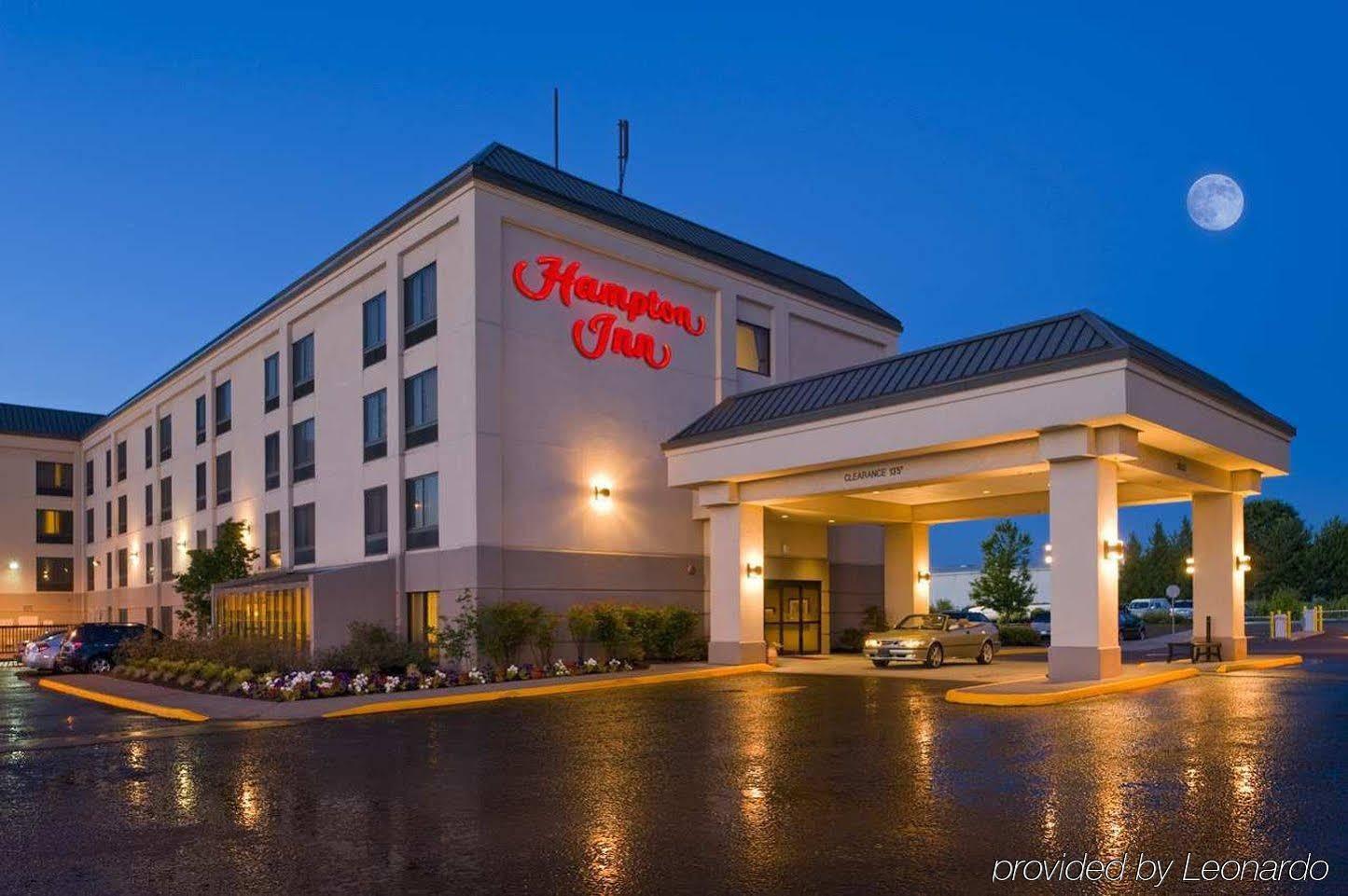 Hampton Inn Portland Airport Екстериор снимка