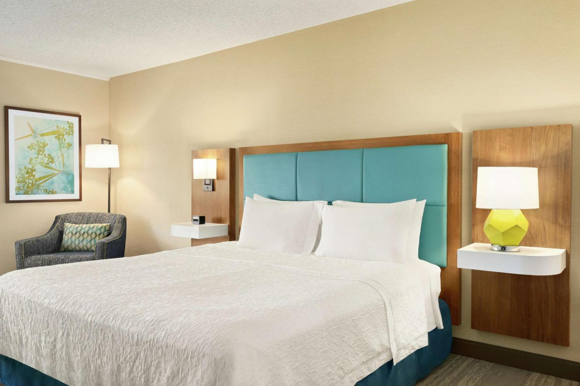 Hampton Inn Portland Airport Екстериор снимка